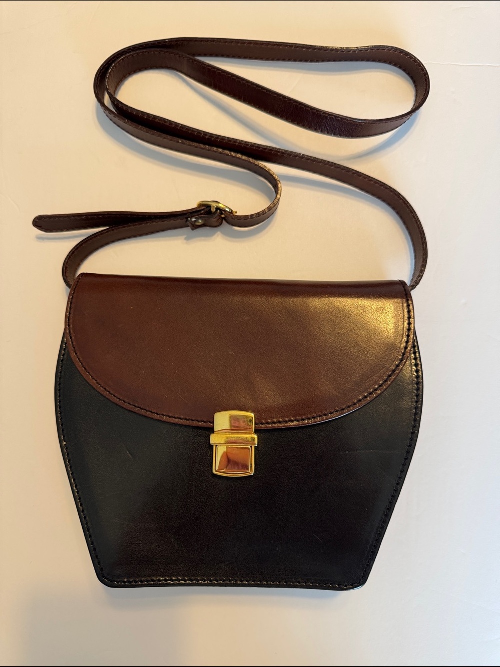 Vintage Vera Pelle Firenze Italia Leather Crossbody Bag Black & Brown